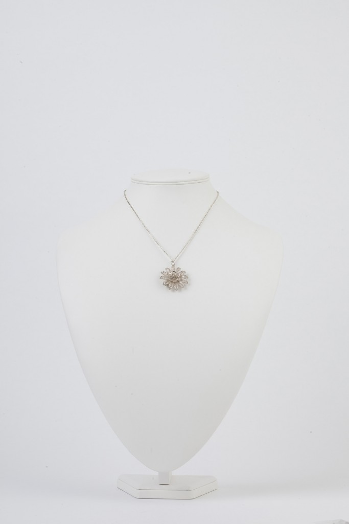 silver flower filagree pendant