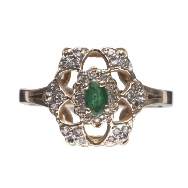 emerald ring